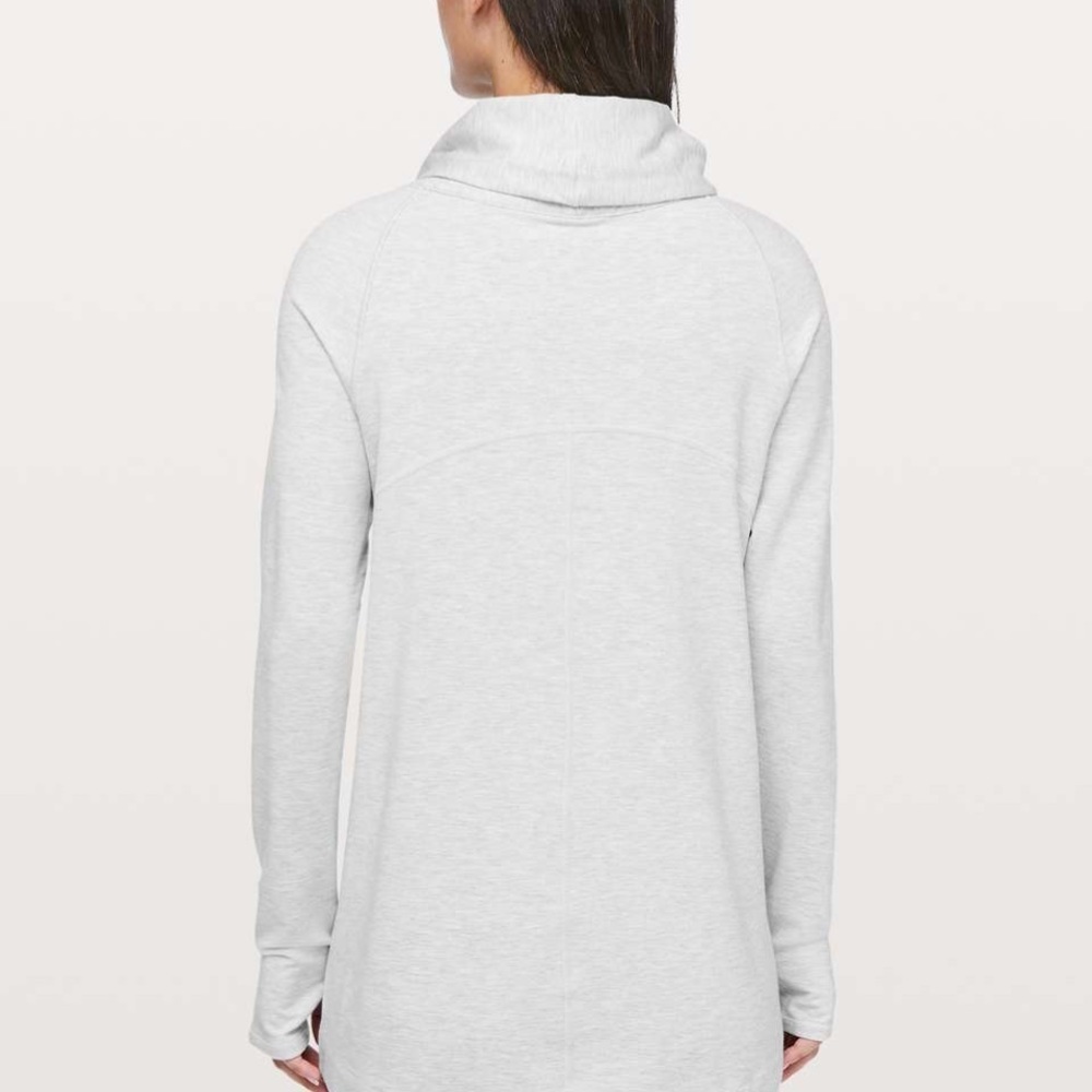 Lululemon Coast Easy Wrap - Picture 4 of 6